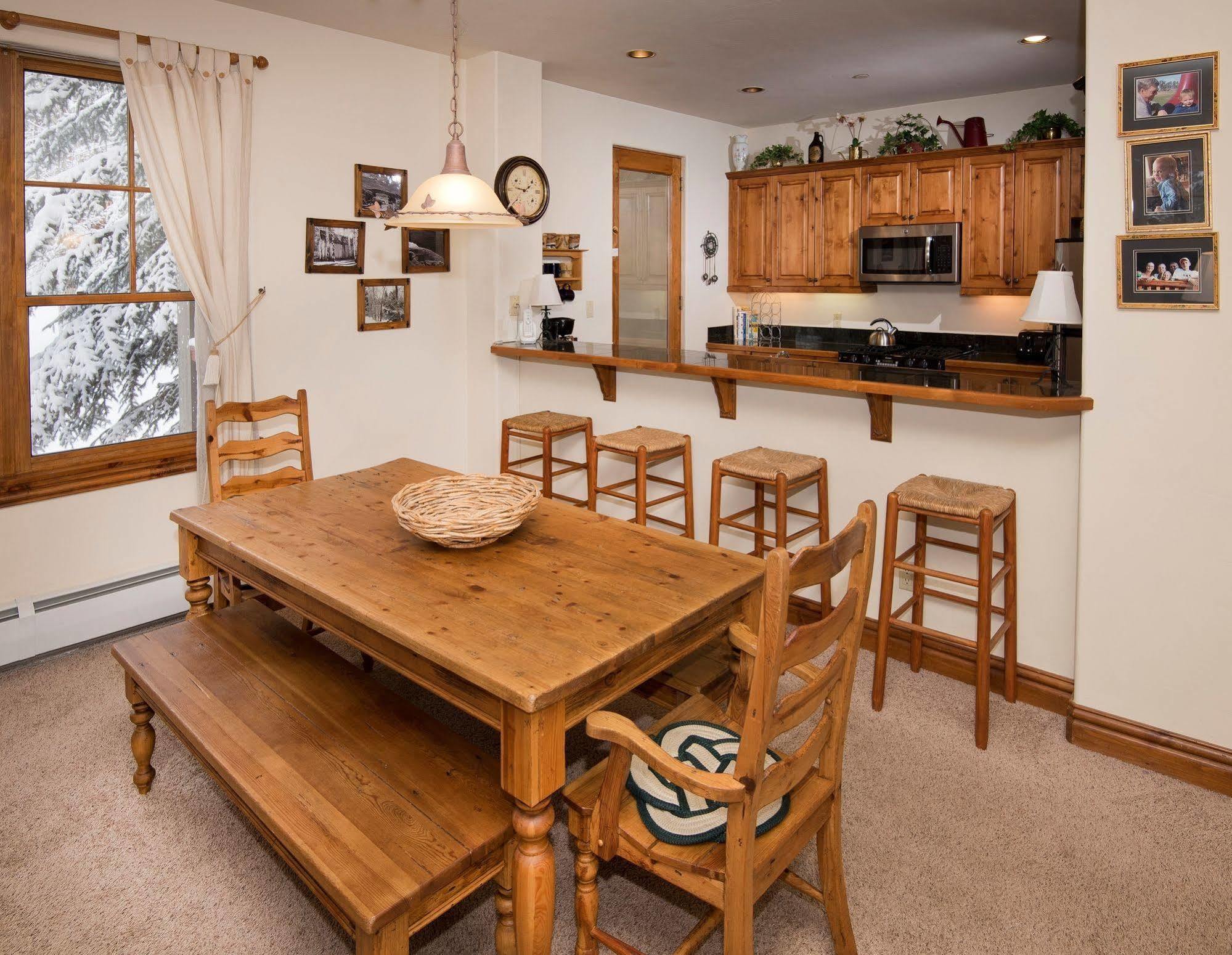 Lodge At Brookside Avon Village Экстерьер фото